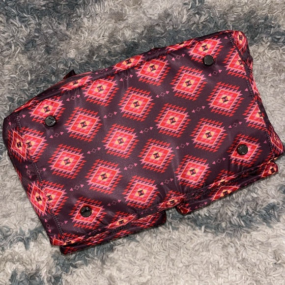 Lug x Mary DeAngelis Classic Duffel w/ Crossbody Strap-Drifter~Honeycomb Multi - Picture 12 of 12